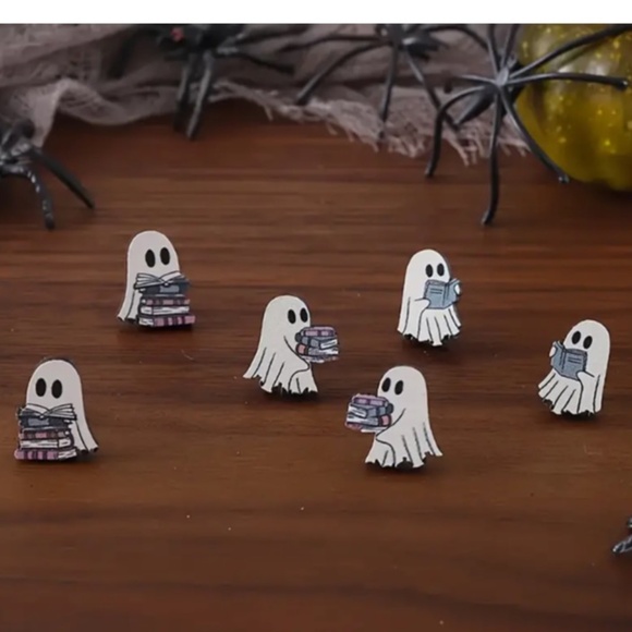 NWT! Set of 3 Pairs of Pierced Post Earrings!  Ghosts Holding Multicolored Boo… - Picture 2 of 3